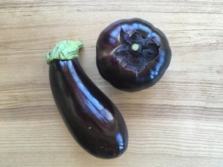 Aubergine